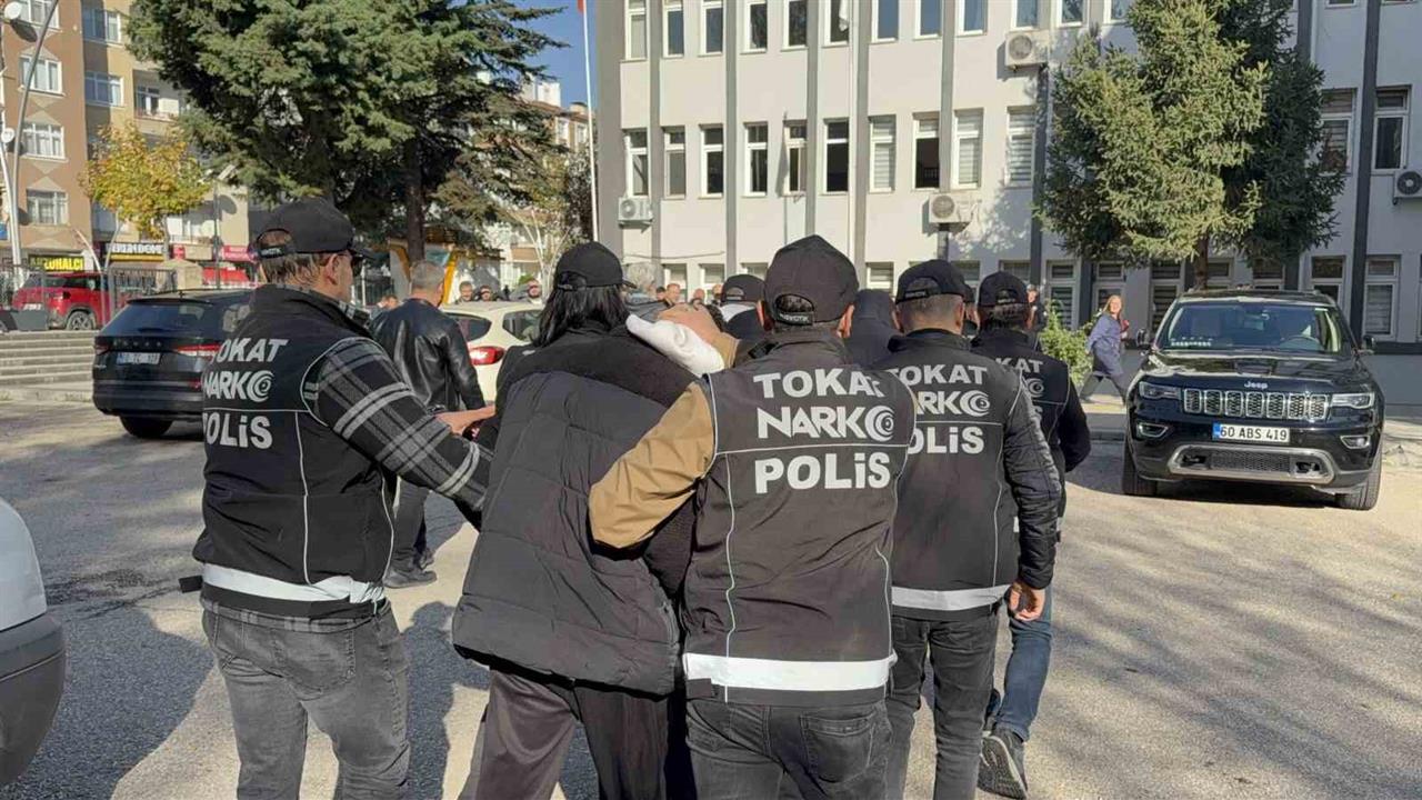 Tokat Merkez'de Yapılan Narkotik Operasyonunda 3 Kişi Tutuklandı