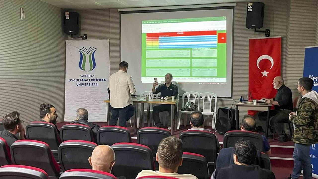 Sakarya'da SUBÜ, TÜSF Tarafından Düzenlenen ÜNİLİG Futbol Şampiyonası'na Ev Sahipliği Yapıyor