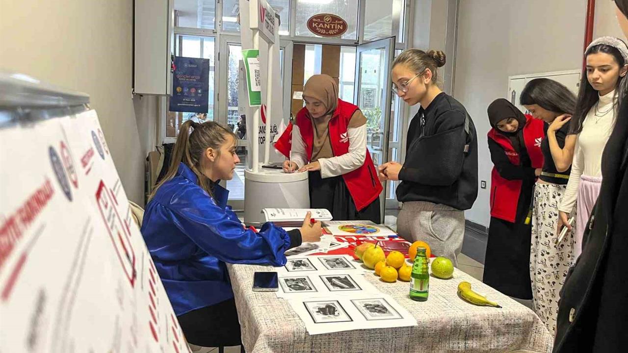 Sakarya'da Obeziteyle Mücadele İçin Uygulamalı Beden Haritası Etkinliği Yapıldı.