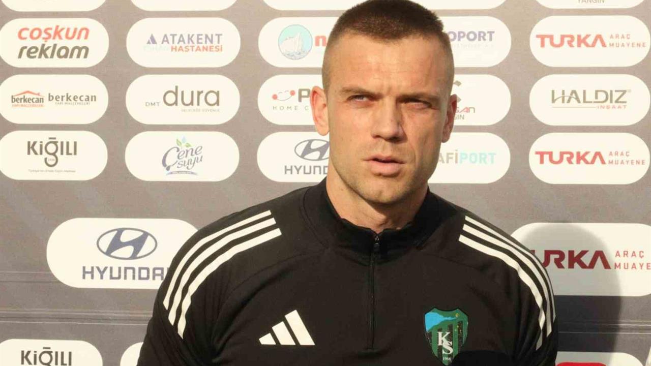 Kocaeli'de Kocaelispor'un Kalecisi Aleksandar Jovanovic Göztepe Maçını Değerlendirdi