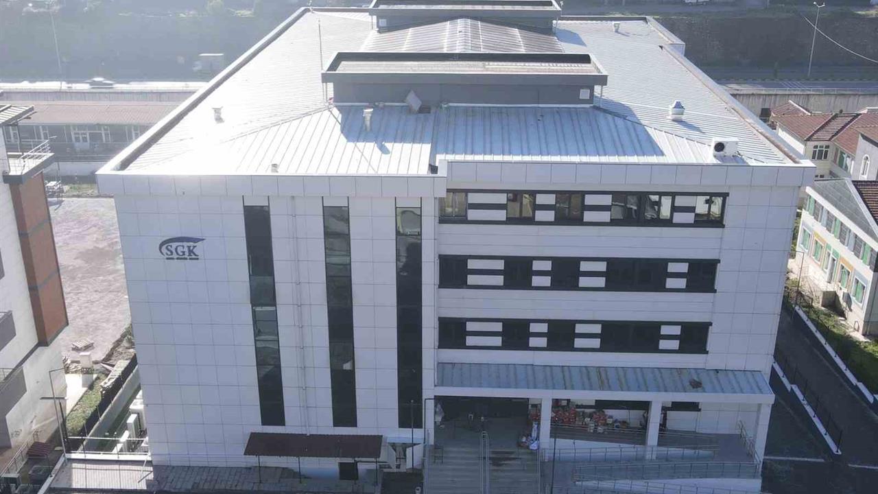 Zonguldak Merkez'de Yeni Sosyal Güvenlik Kurumu Hizmet Binası Açılıyor