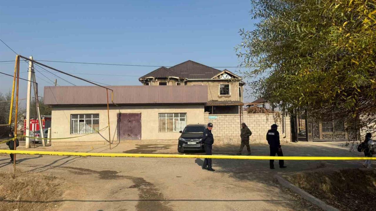 Kazakistan Türkistan Bölgesi Jetisay'da 2 Katlı Evde Yangın: 12 Kişi Hayatını Kaybetti