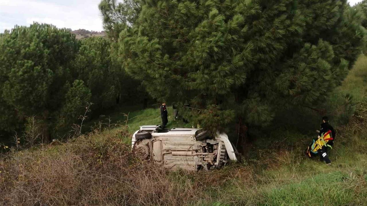Balıkesir Gönen-Biga Yolunda Meydana Gelen Trafik Kazasında 3 Kişi Yaralandı