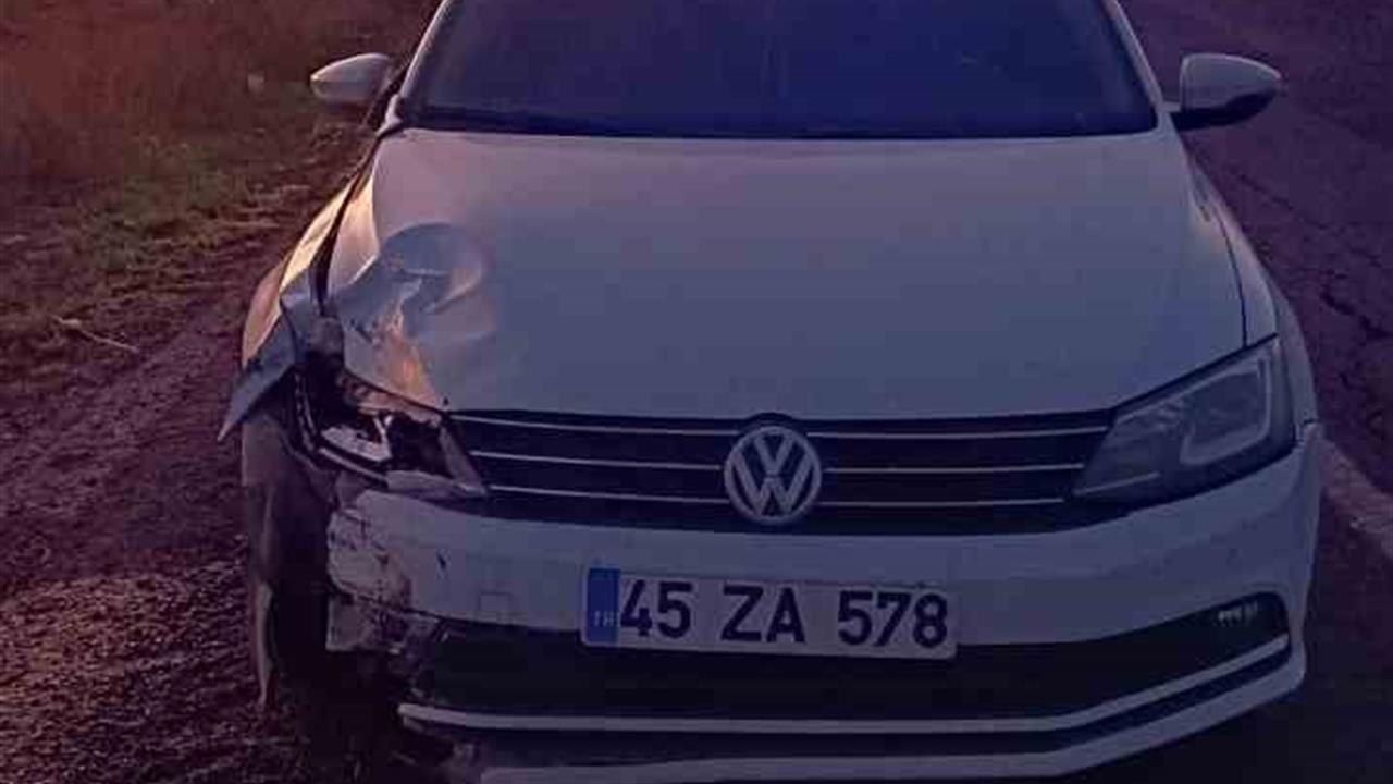 Mardin Derik'te Gerçekleşen Otomobil ile Motosiklet Çarpışmasında 4 Kişi Yaralandı