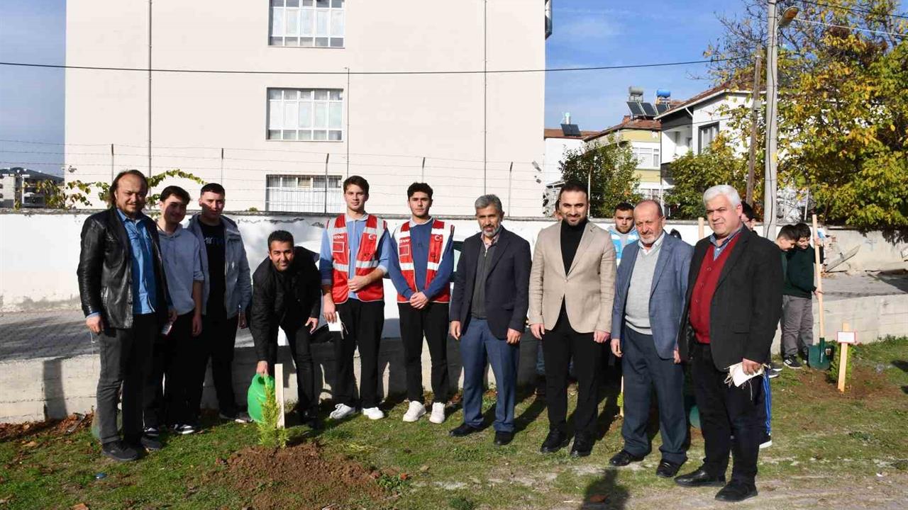 Vezirköprü'de Gazze ve Şehitler Anısına Fidan Dikildi