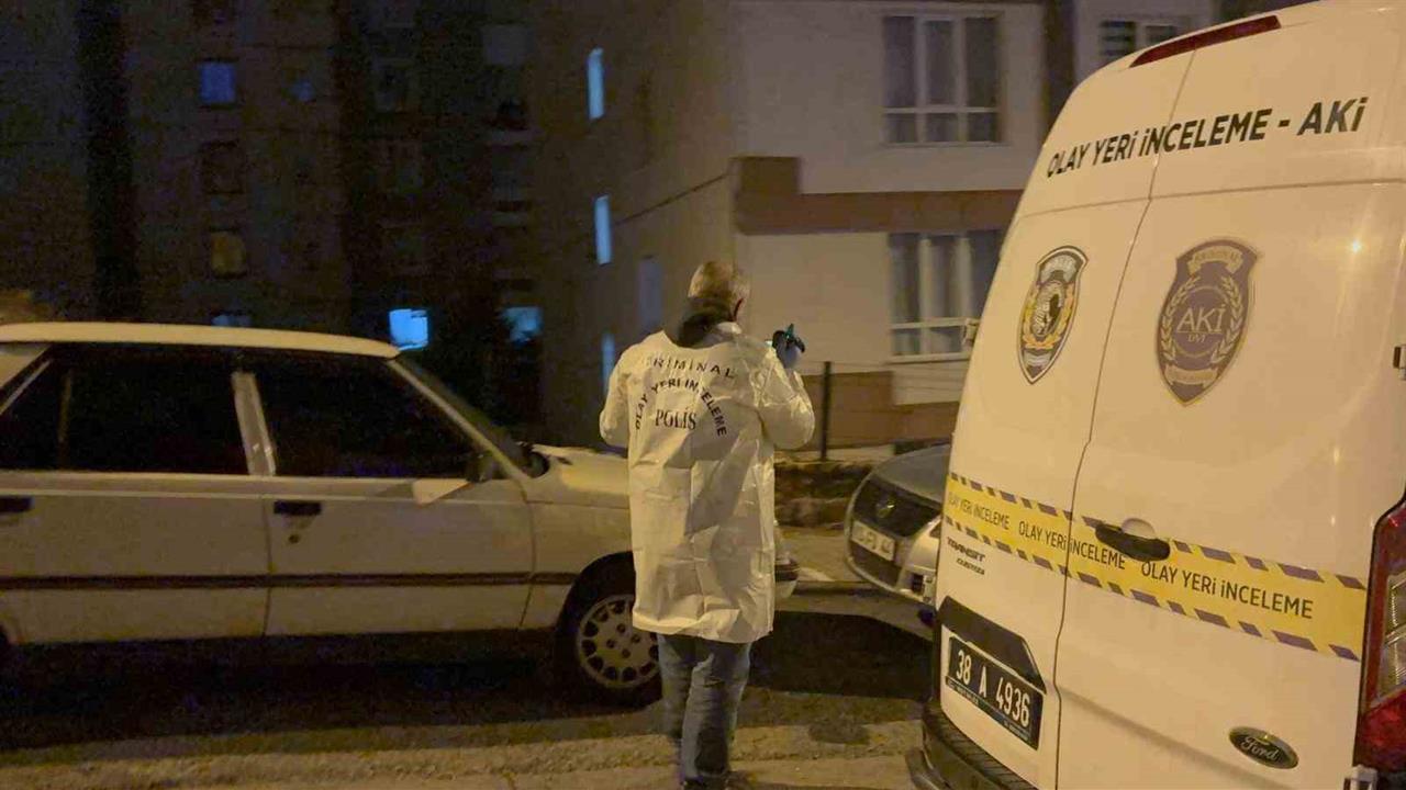 Kayseri Melikgazi'de Borcu Nedeniyle İntihar Eden Genç Adam Hayatını Kaybetti