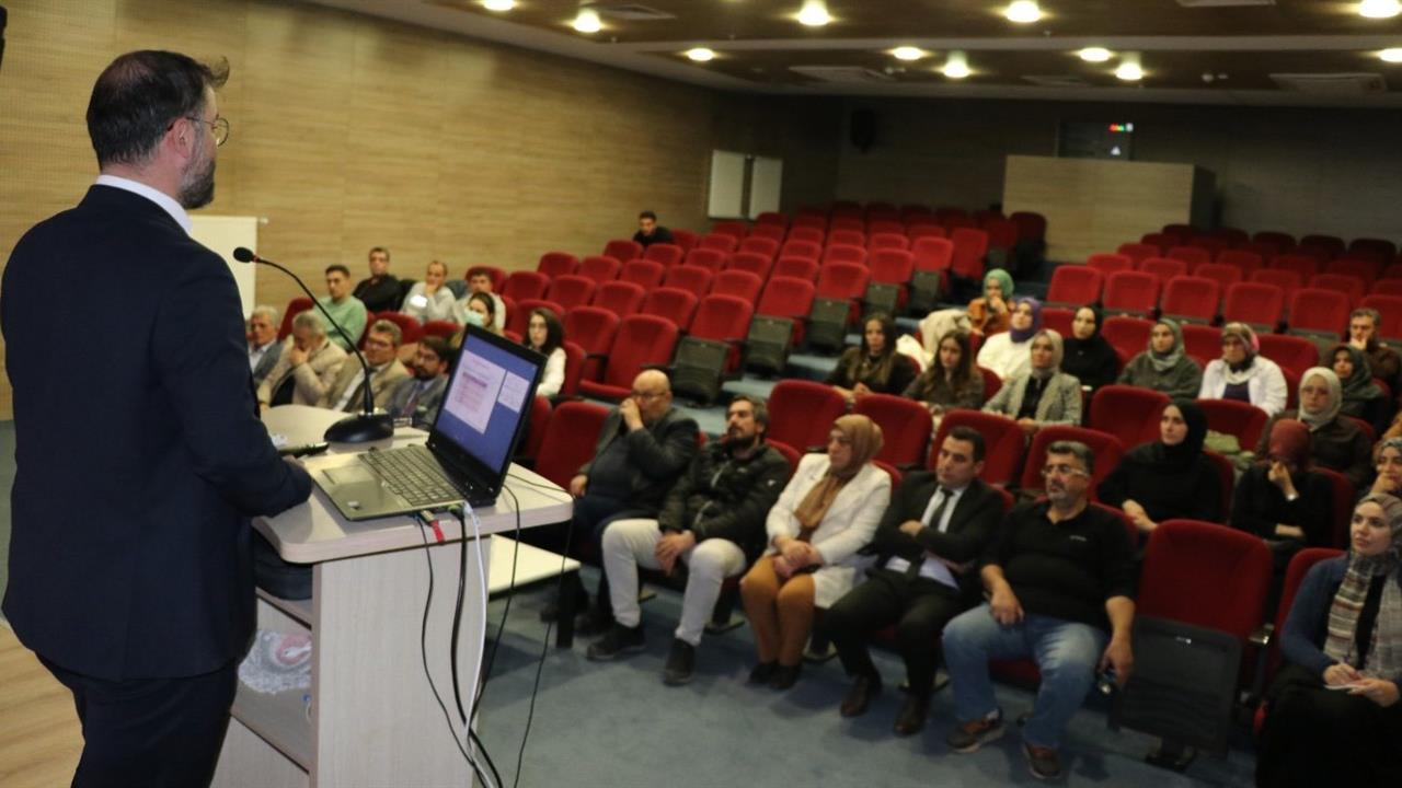 Bayburt'ta Sağlık Çalışanlarına Sağlık Tesisleri Eğitimi Düzenlendi