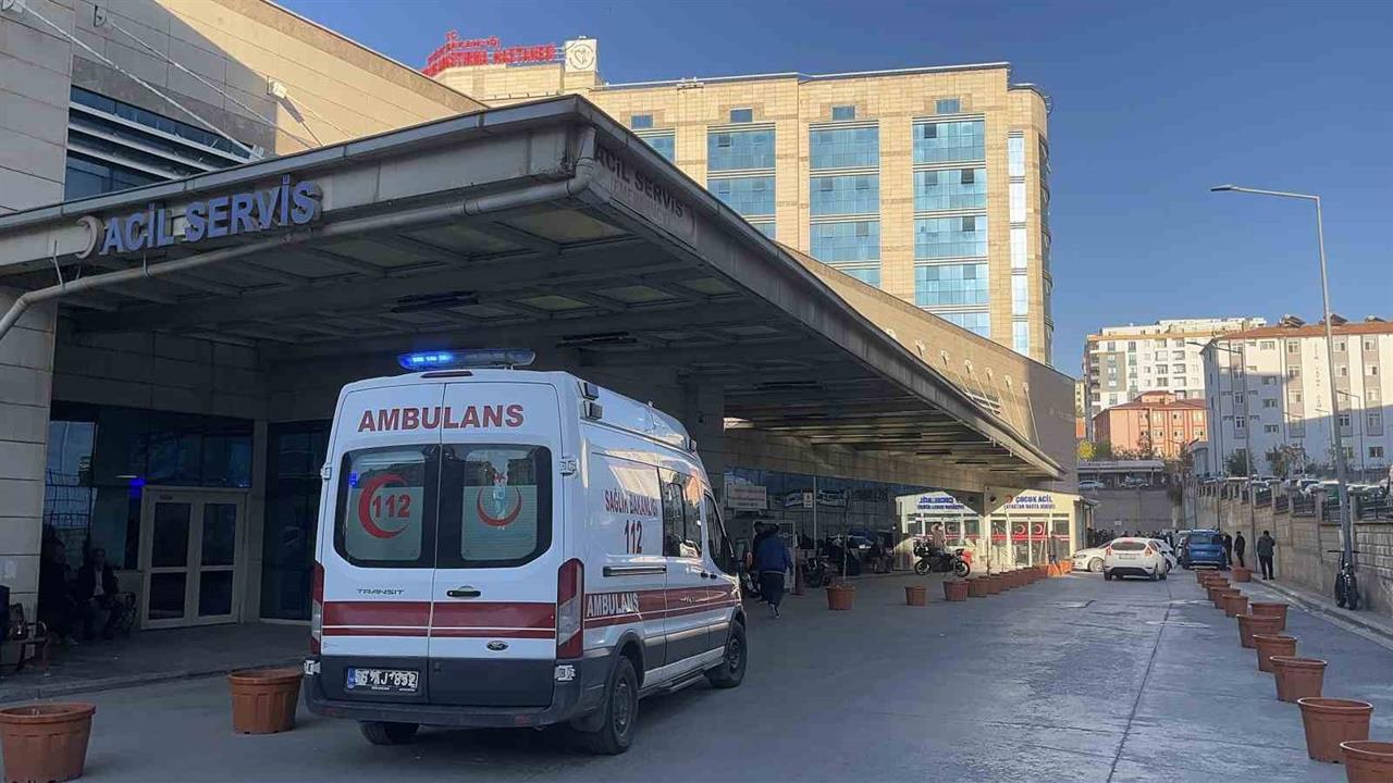 Siirt'te Otobüs ile Motosikletin Çarpıştığı Kazada 1 Kişi Hayatını Kaybetti