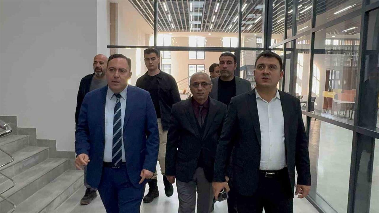 Patnos Ağrı'da Yapımı Süren Modern Kütüphane Açılışa Hazırlanıyor