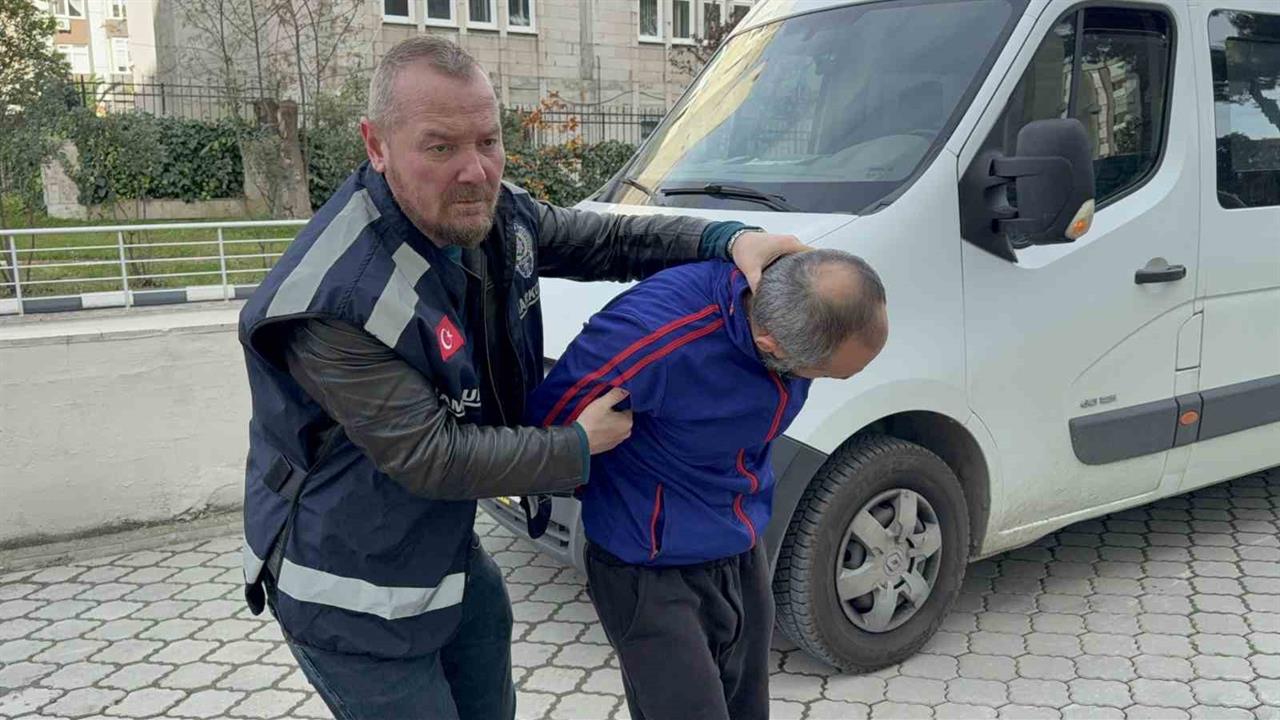 Samsun İlkadım'da Uyuşturucu ile Yakalanan Şahıs Adliyeye Sevk Edildi