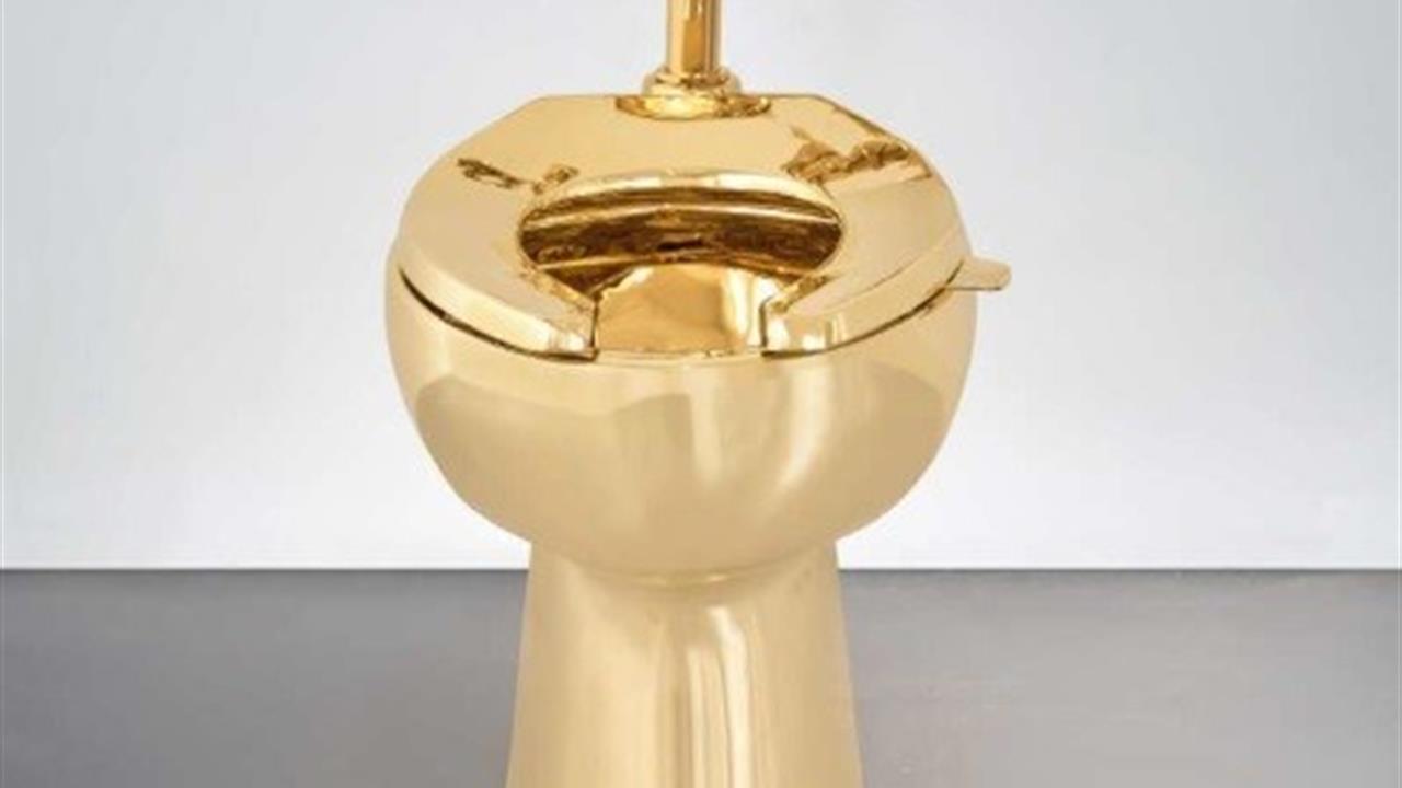 New York'ta 18 Ayar Altın Tuvalet, 12 Milyon Dolara Alıcı Buldu
