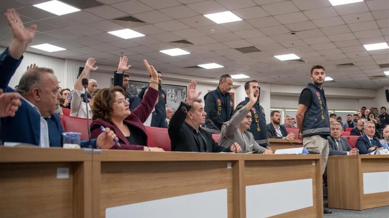 Aydın Büyükşehir Belediye Meclisi'nde Su Ücretlerine İndirim Önerisi Gündeme Alınmadı