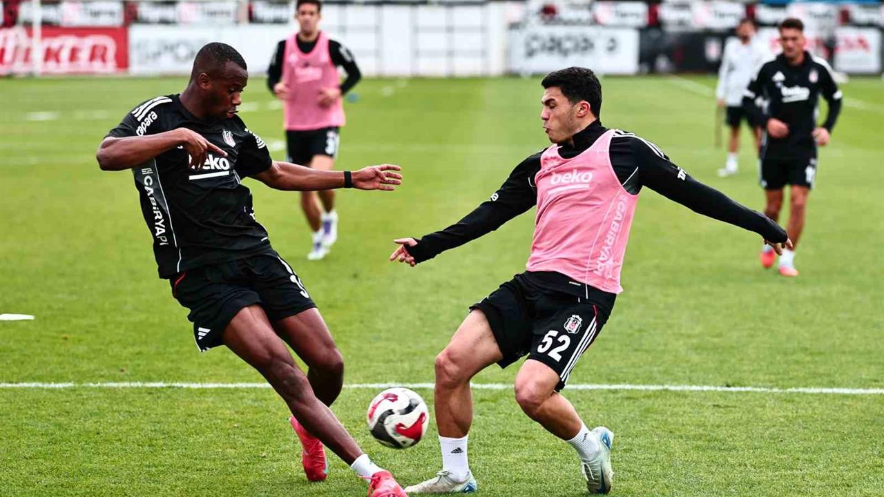 Beşiktaş İstanbul'da Samsunspor Maçına Hazırlık Antrenmanlarına Başladı