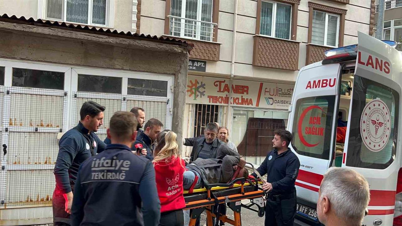 Tekirdağ Çorlu'da Alkollü Bir Kişi Merdiven Boşluğuna Düştü