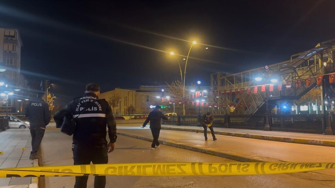 Çankırı Merkez'de Husumetli Gruplar Arasında Çıkan Silahlı Kavgada 1 Kişi Yaralandı