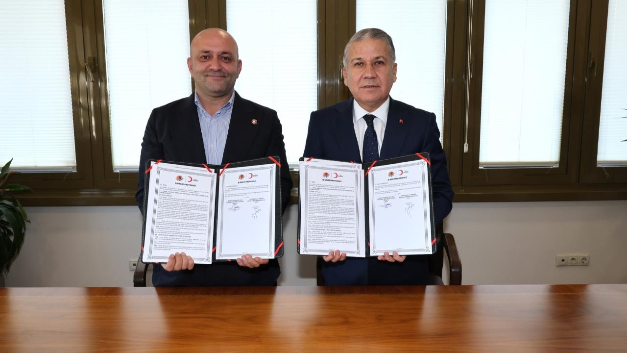 Mersin Üniversitesi Çiftlikköy Kampüsü’nde Kızılay Butik Açılıyor: İhtiyaç Sahibi Öğrenciler Ücretsiz Yararlanacak