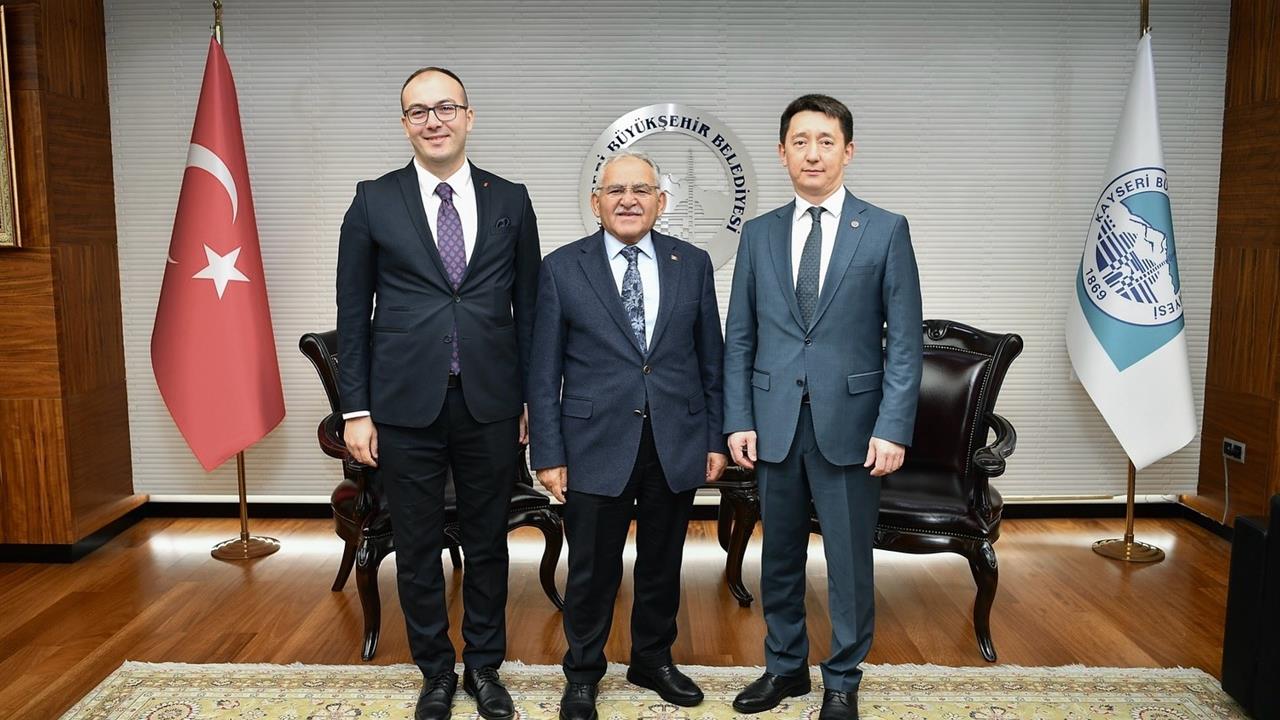 Kayseri'de Tataristan Temsilcisi Gataullin ve Danışmanı Büyükkılıç’ı Ziyaret Etti