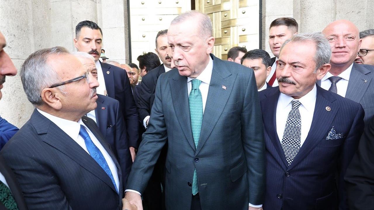 Denizli Babadağ'da Belediye Başkanı Kumral, Cumhurbaşkanı Erdoğan’ın Selamını İletti