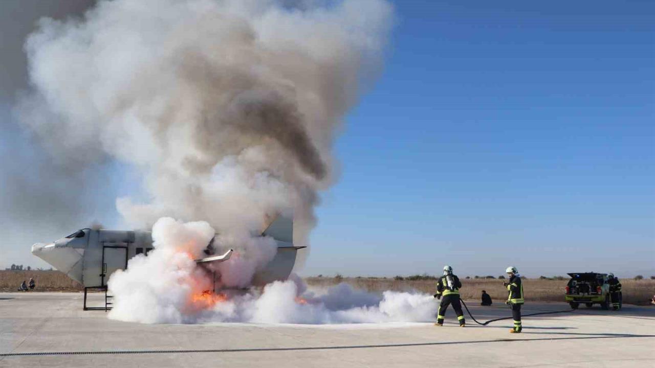 Mersin Çukurova Havalimanı'nda Gerçekleşen Uçak Kazası Tatbikatında Başarılı Sonuç Alındı