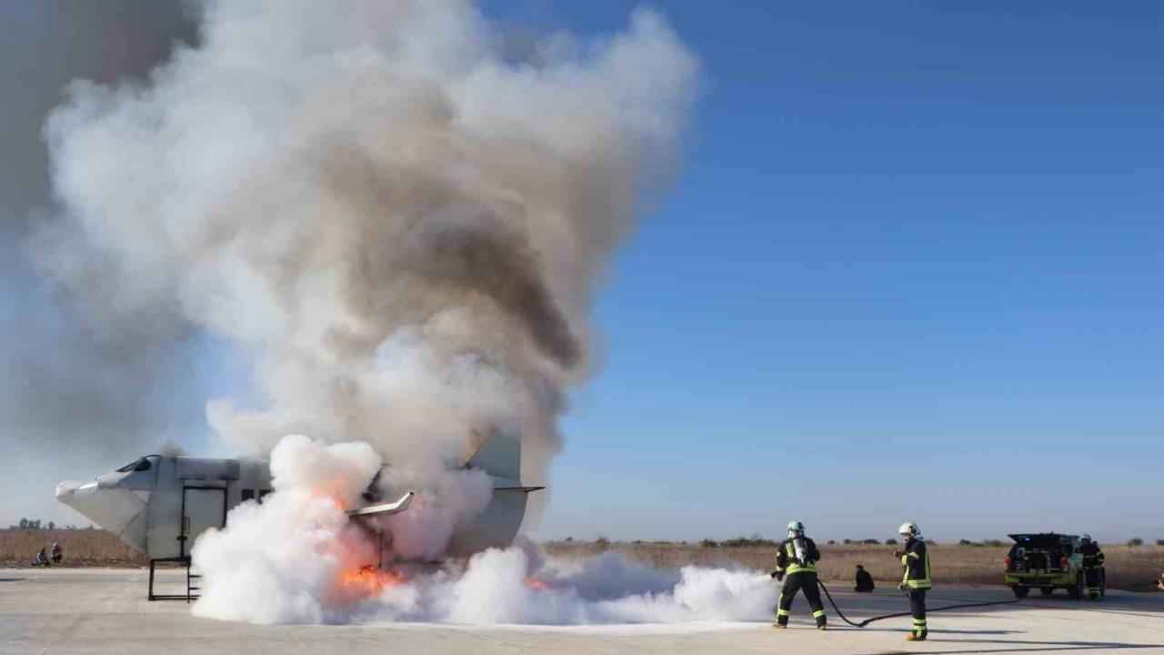 Çukurova Havaalanındaki Tatbikat Gerçeği Aratmadı!