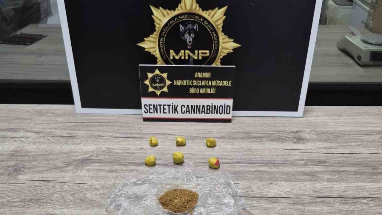 Anamur’da Uyuşturucu Taciri Yakalandı: Üstünden 7 Paket Bonzai Çıktı