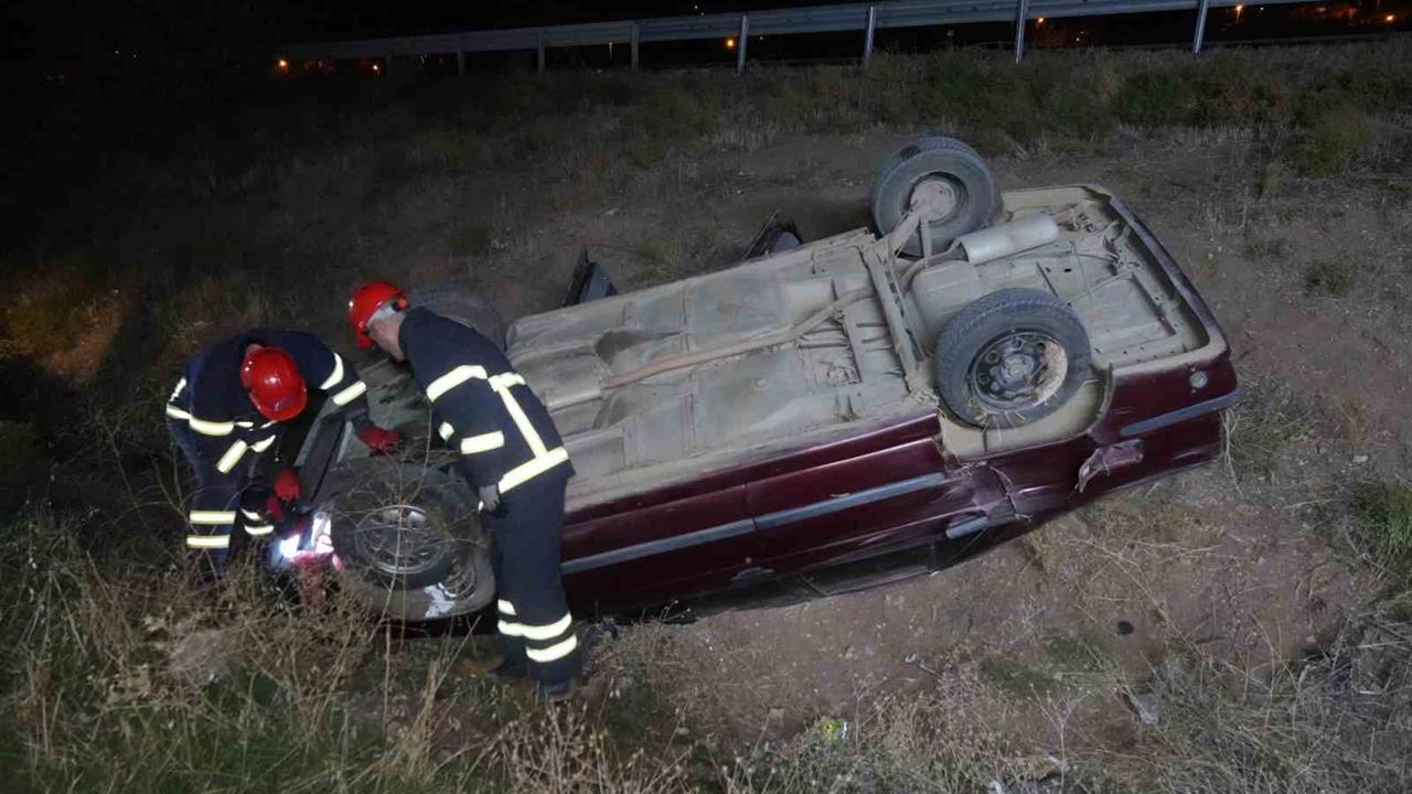 Kırıkkale'de Kontrolden Çıkan Araç Takla Attı, Sürücü Yaralandı