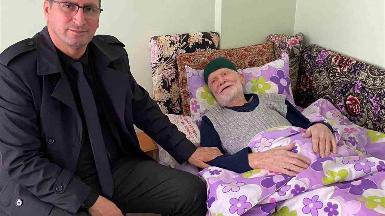 Bilecik'te Aile ve Sosyal Hizmetler Müdürü 4 Kuşağı Ziyaret Etti