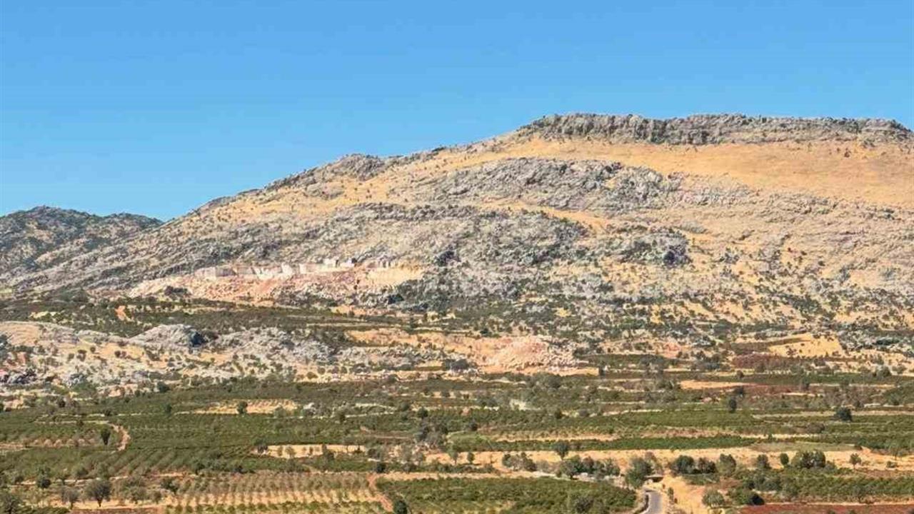 Diyarbakır Çermik'te Mermer Ocağında Kaya Altında Kalan Bir Kişi Yaralandı