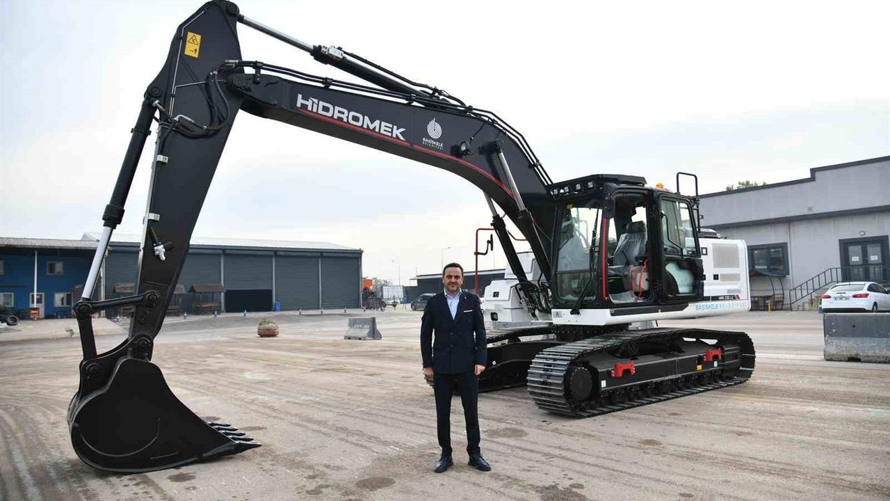 Başiskele Belediyesi, Yeni Bir Ekskavatörle Hizmet Filolarını Güçlendiriyor