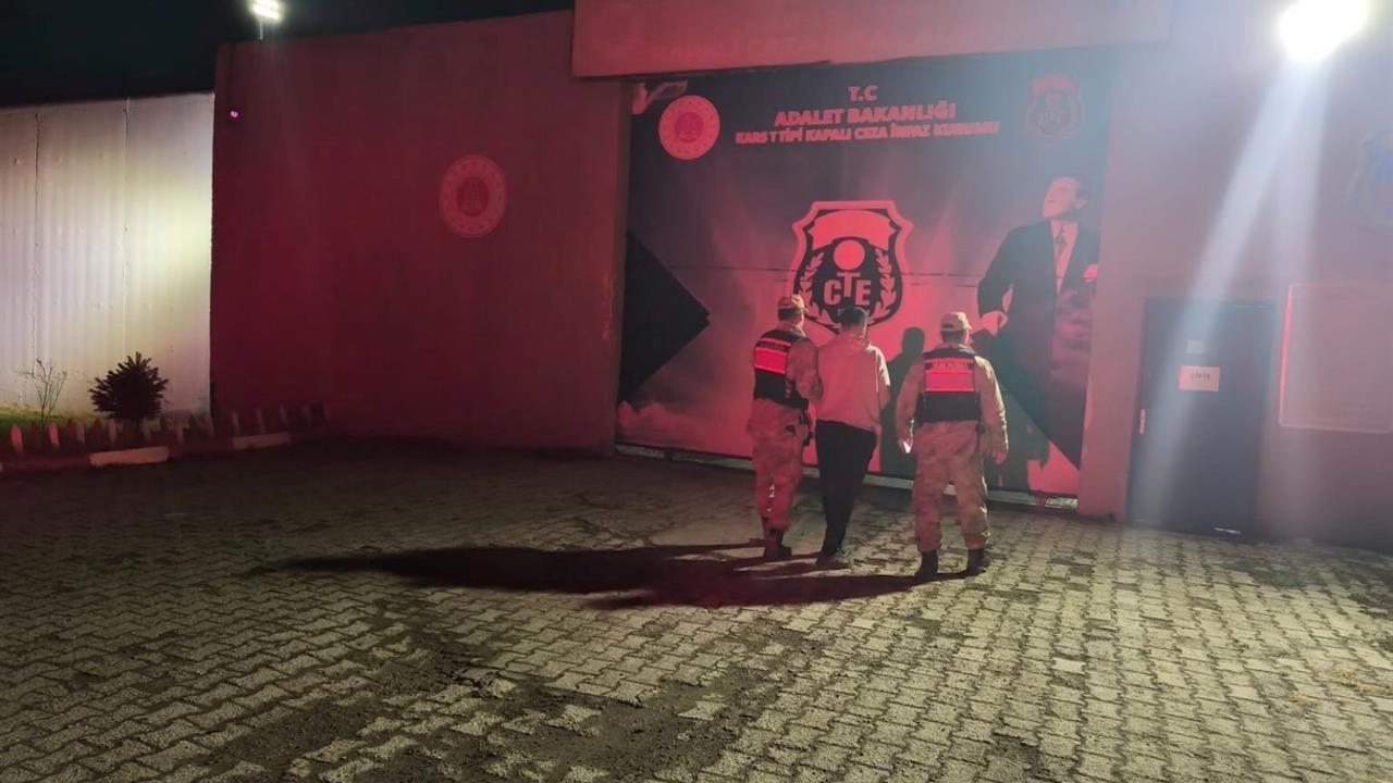 Kars Digor'da Dolandırıcılık Suçundan Aranan Şahıs Yakalandı