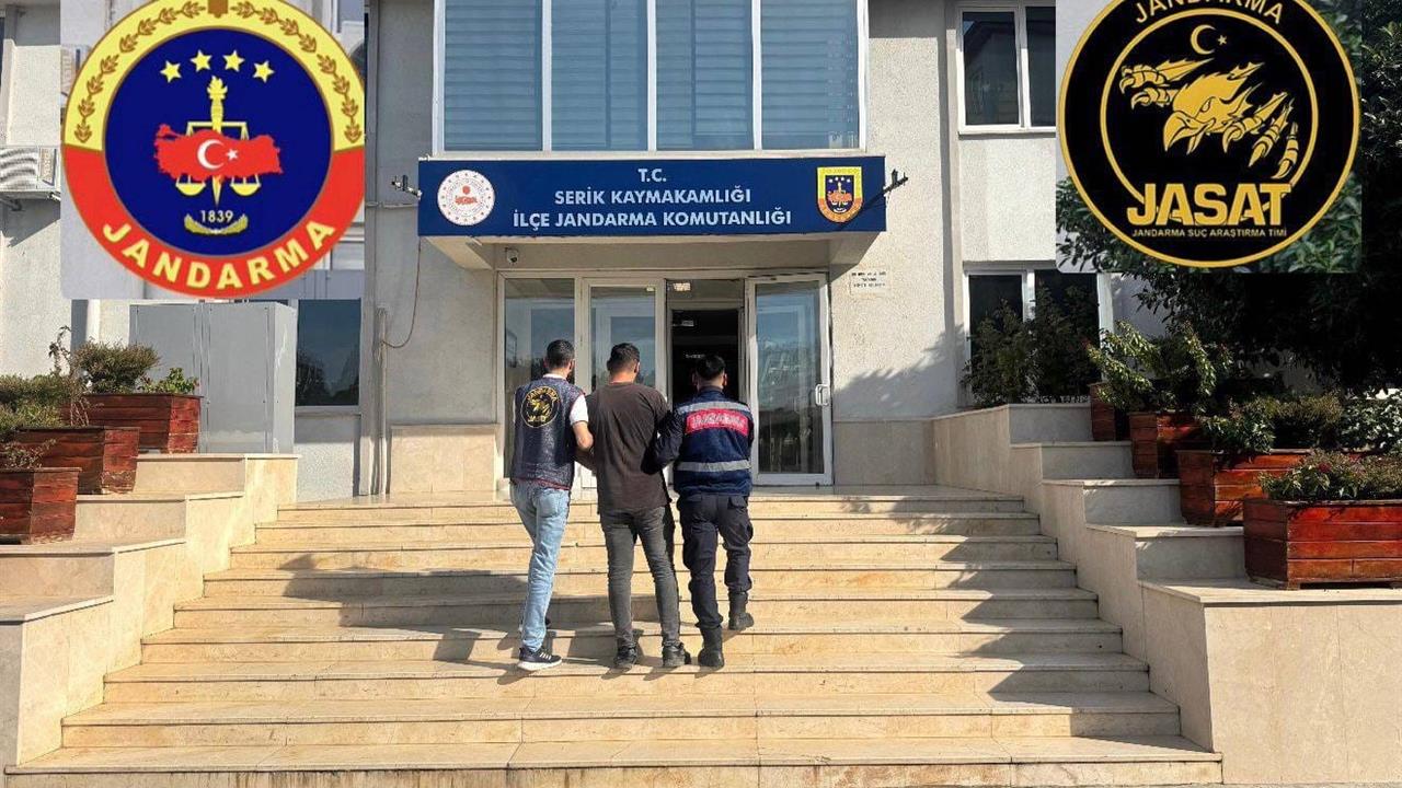 Antalya'da Jandarma Ekipleri, Son 3 Günde 206 Aranan Şahısı Ele Geçirdi