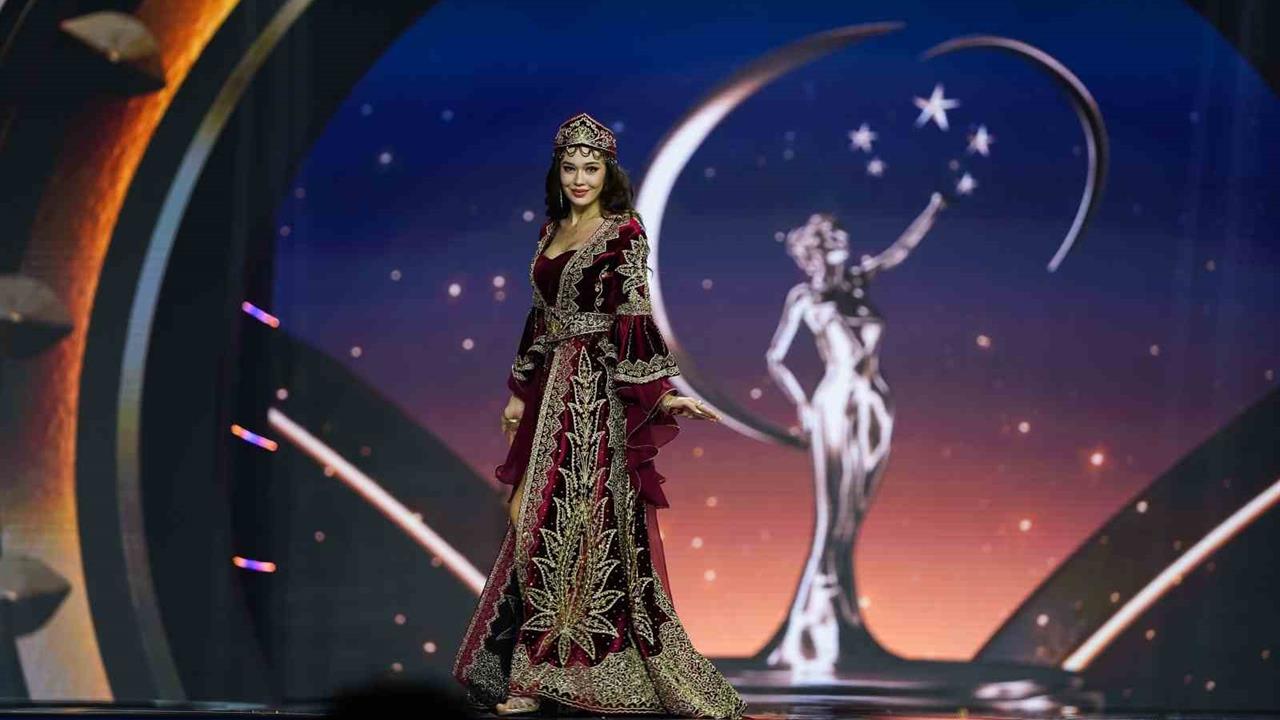 2025 Kainat Güzeli Tacını Meksikalı Fatima Bosch Fernandez Aldı