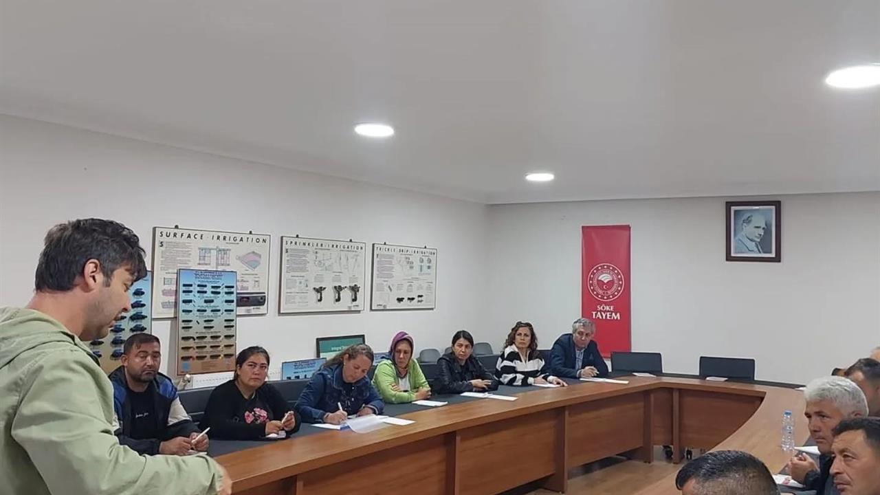 Balıkesir Edremit'te Çiftçilere İklim Değişikliği ve Sulama Eğitimi Düzenlendi