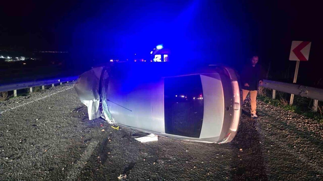 Balıkesir Gönen'de Trafik Kazasında İki Kişi Hafif Yaralandı