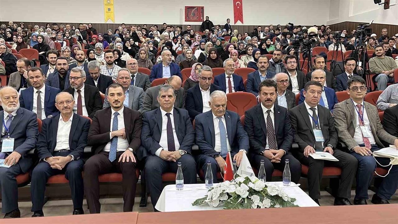 Konya'da 7. Uluslararası Maturidilik Sempozyumu Gerçekleştirildi