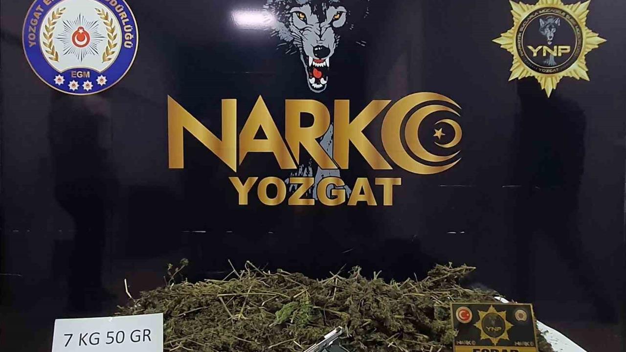 Yozgat Merkez'de Yapılan Operasyonda 7 Kilogram Esrar Ele Geçirildi