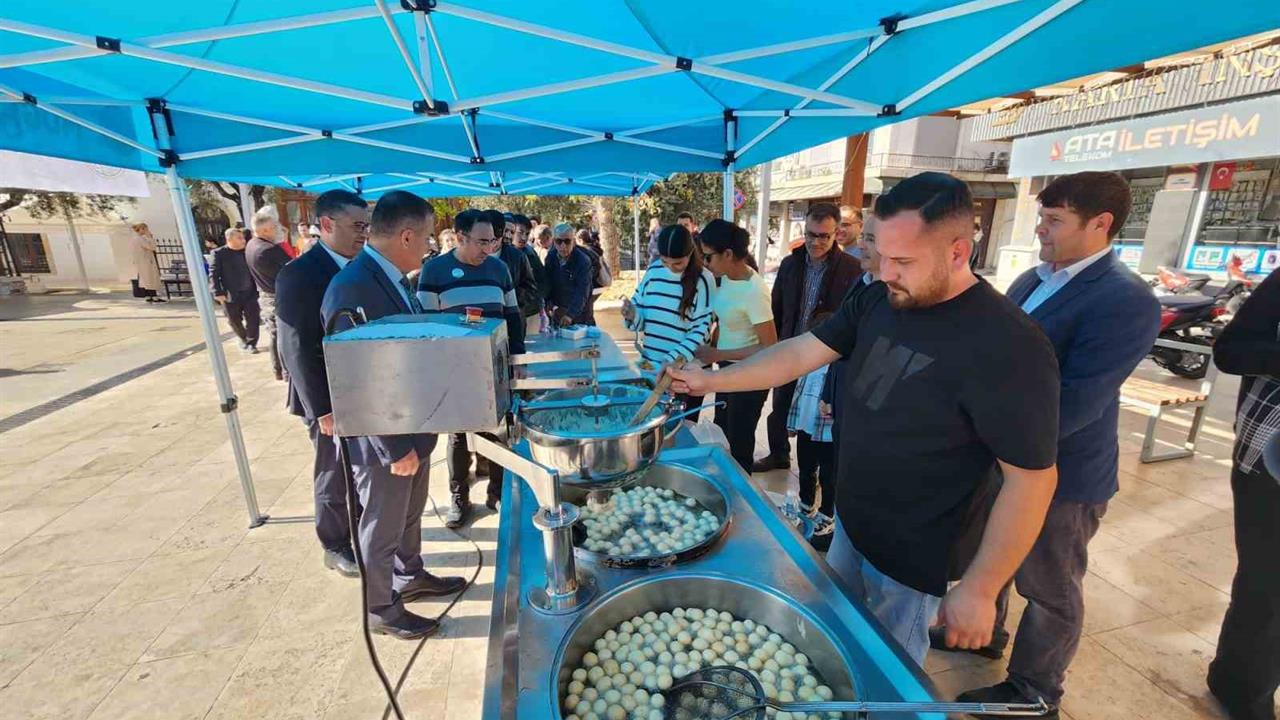 Muğla'da Öğretmenler Günü İçin Lokma Hayrı Düzenlendi