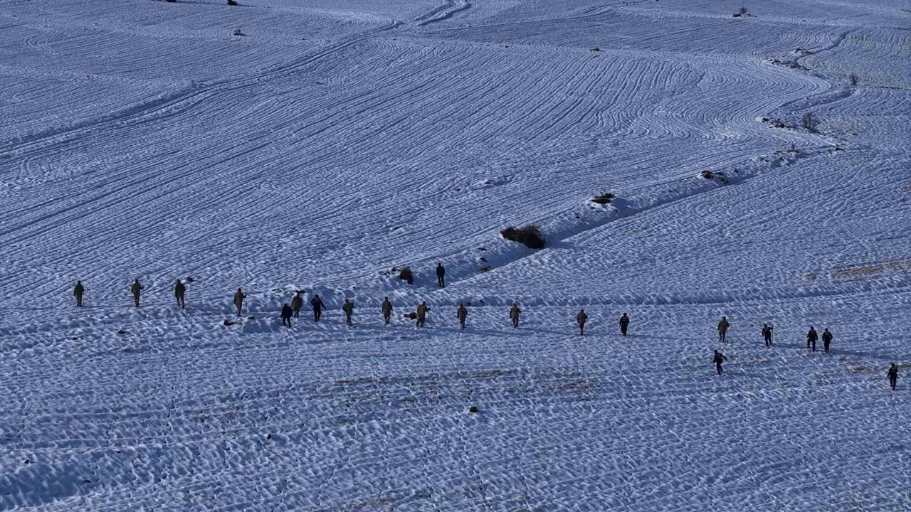 Sivas Merkez'de 8 Gün Önce Kayıp Olan 72 Yaşındaki Adam İçin Arama Çalışmaları Devam Ediyor