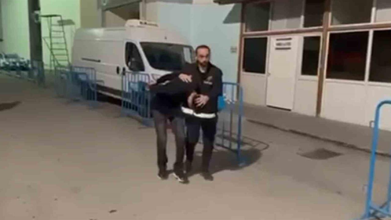 İskenderun'da Yağma ve Silahlı Tehdit Olayının Şüphelisi Tutuklandı.