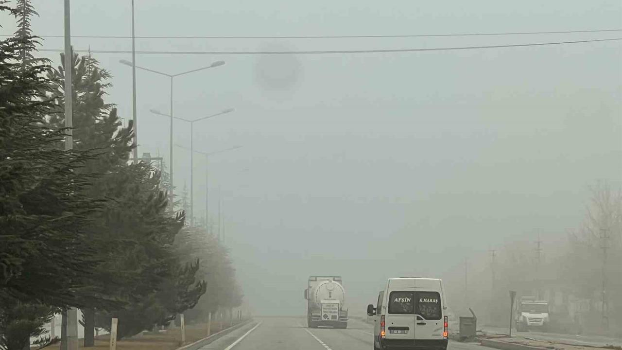 Kahramanmaraş Göksun'da Görüş Mesafesi 20 Metreye Düştü