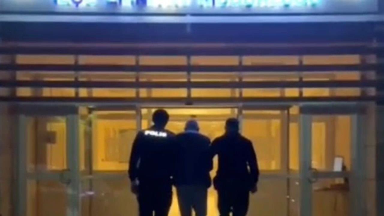 İzmir Buca'da 34 Yıl Hapis Cezası Bulunan Hırsız Gözaltına Alındı