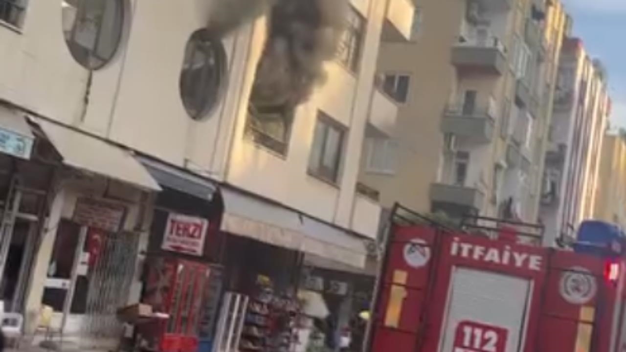 Palmiye Mahallesi'nde Bir Apartman Dairesinde Yangın