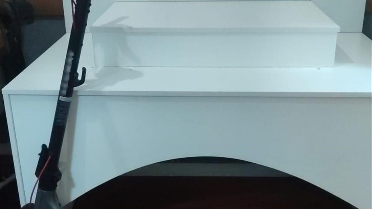 İstanbul Beyoğlu'nda Park Halindeki Scooterı Çalan İki Şüpheli Gözaltına Alındı