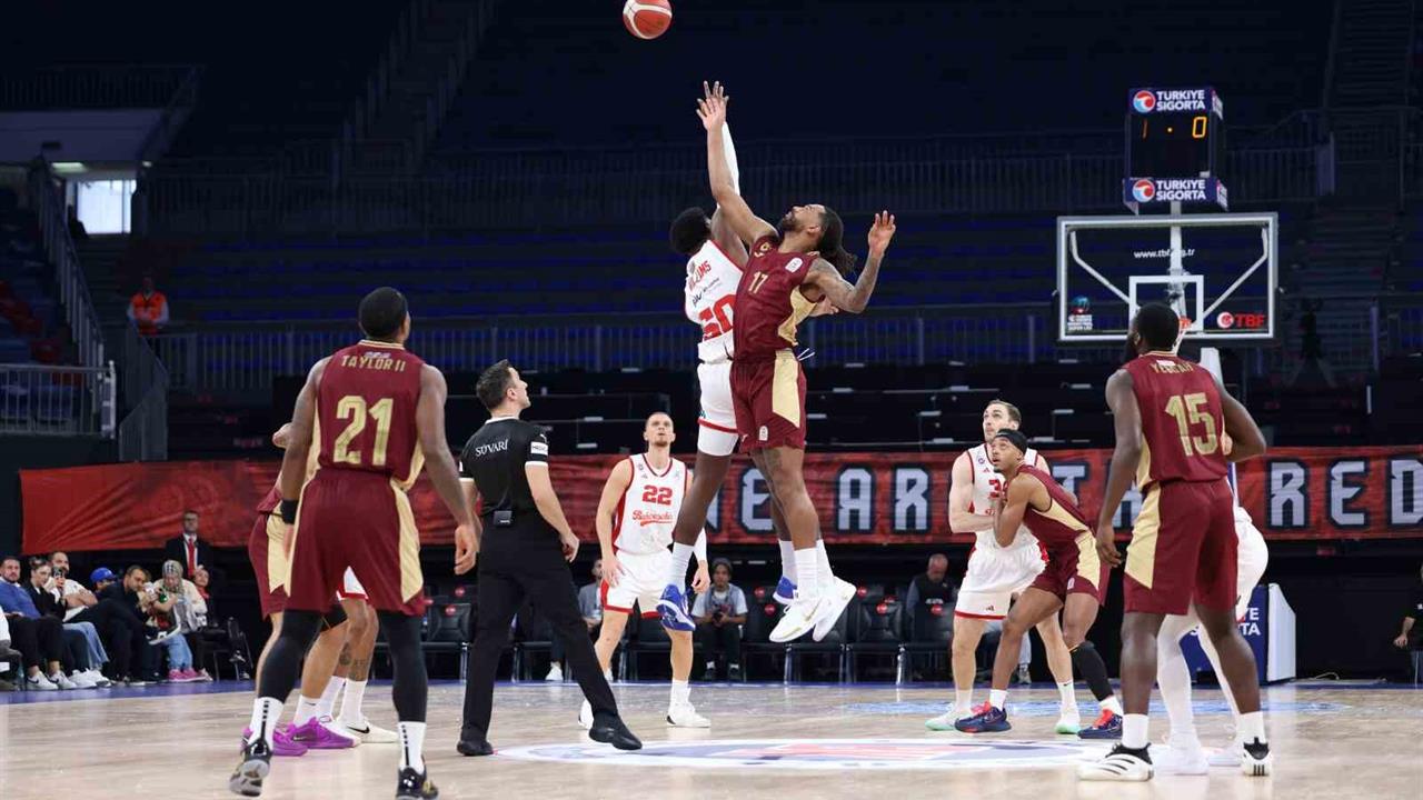 İstanbul'da Bahçeşehir Koleji, Trabzonspor'u 91-77 ile Geçti