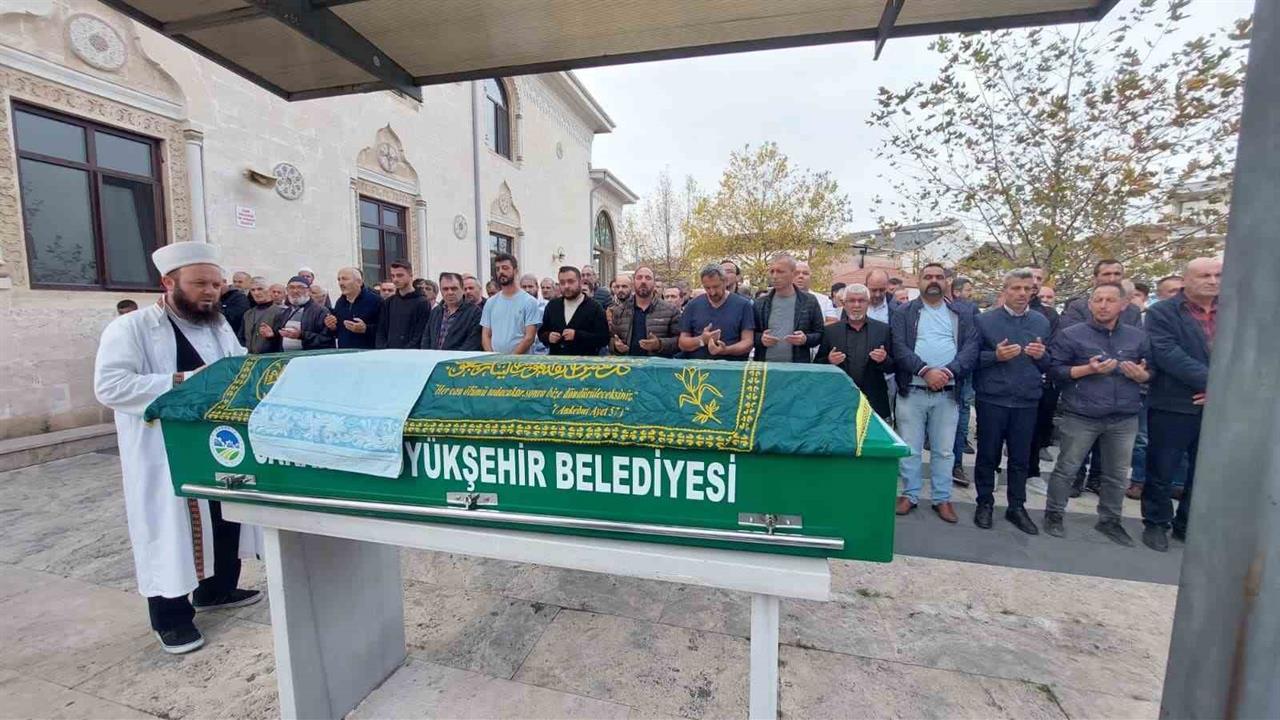 Sakarya Akyazı'da Meydana Gelen Kazada Anne ve Oğlu Hayatını Kaybetti