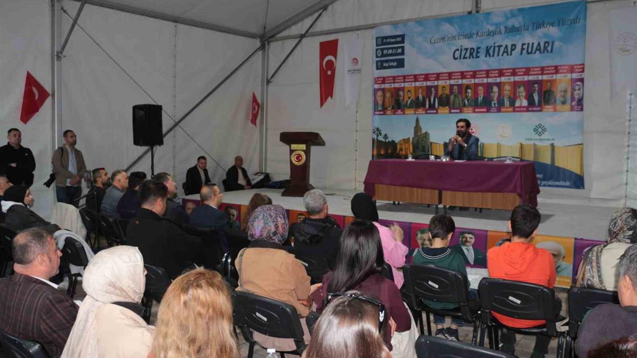 Cizre'de Düzenlenen Kitap Fuarı'na Yoğun İlgi Gösterildi