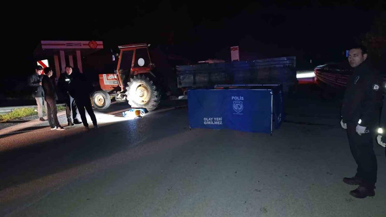 Düzce Gölyaka'da Traktöre Çarpan Motosiklet Sürücüsü Hayatını Kaybetti