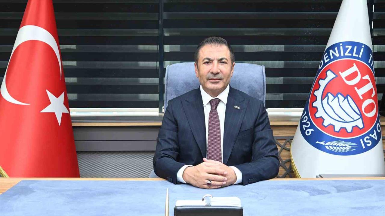 Denizli'de 24 Kasım Öğretmenler Günü dolayısıyla mesaj yayımlayan DTO Başkanı Uğur Erdoğan, öğretmenleri Türkiye’nin geleceğini inşa eden mimarlar olarak tanımladı.