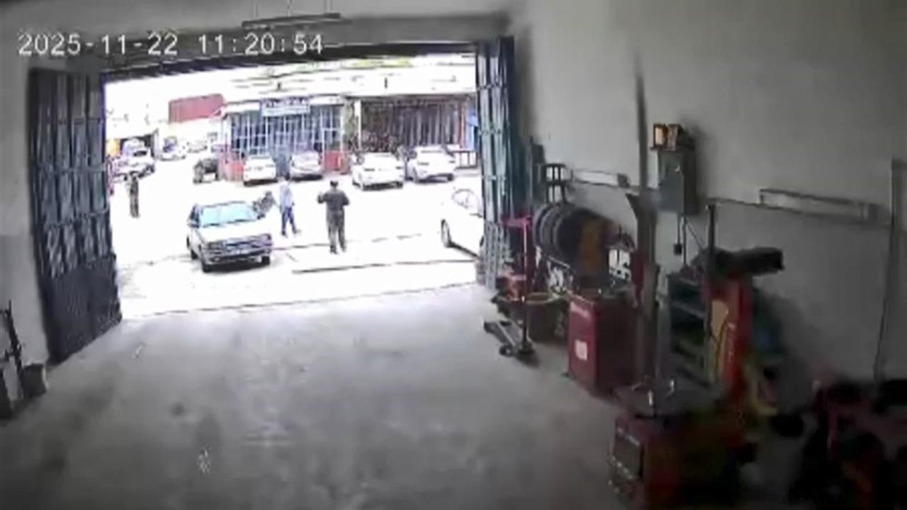 Elazığ Kovancılar'da Motosiklet Devrildi, Sürücü Hafif Yaralandı