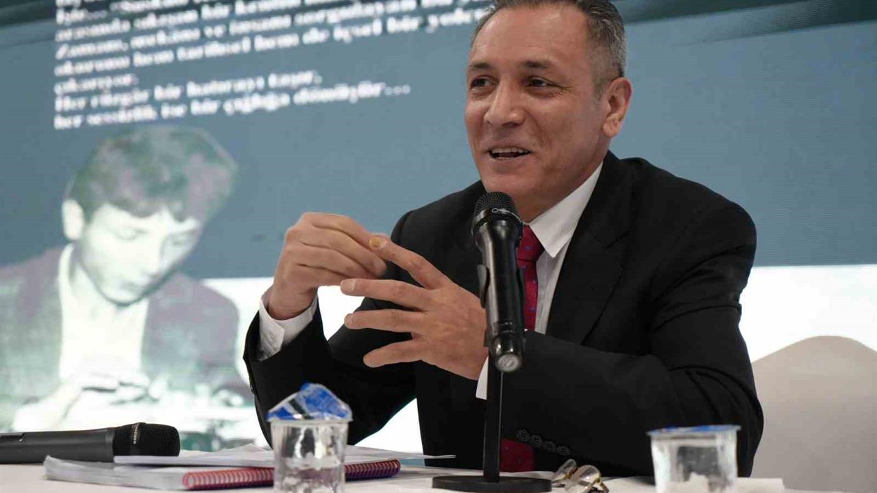 Erzurum'da Orhan Bozkurt "Şehir Yazıları ve Erzurum" Başlıklı Söyleşi Düzenledi